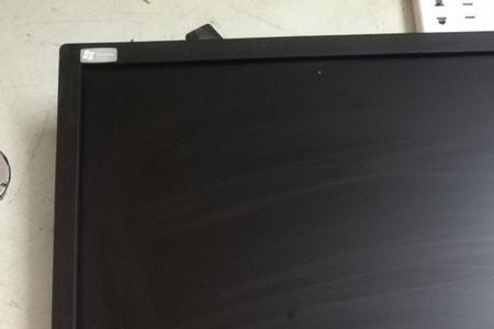 宽屏显示器看起来扁的