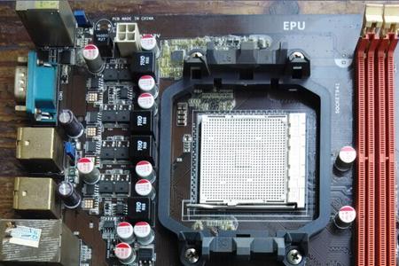 华硕m4a77t可配什么CPU