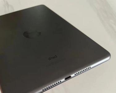 深空灰银色哪个好看ipad