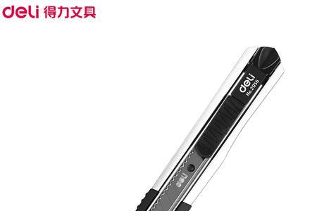 电脑壳被小刀划了怎么办