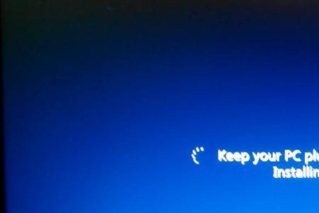 电脑开机半个小时才能正常运行