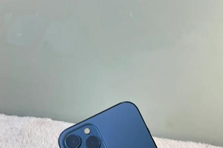 苹果12pro max掉水里及时拿上来