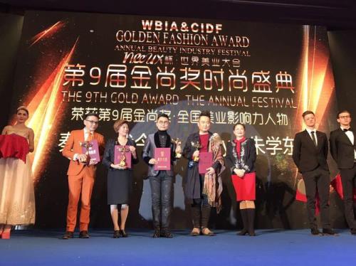 秦怡会说上海话吗