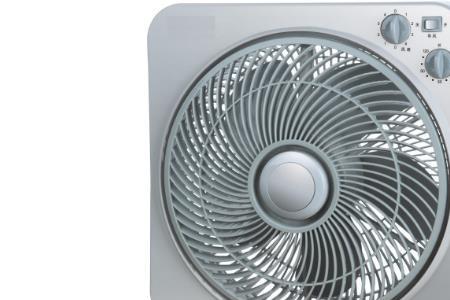 怎么才能把风扇的转动方向改变