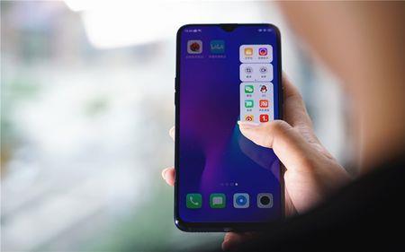oppo r17因摔屏幕花了该怎么处理