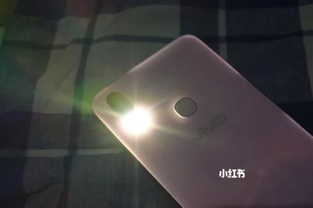 vivo手机怎么快速开手电筒