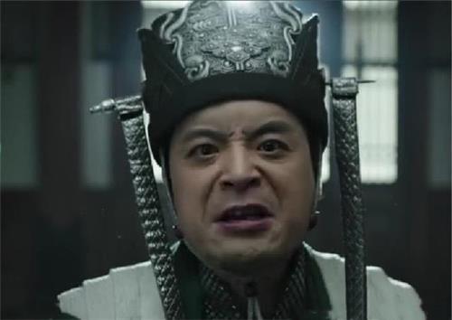 小于辛扮演者