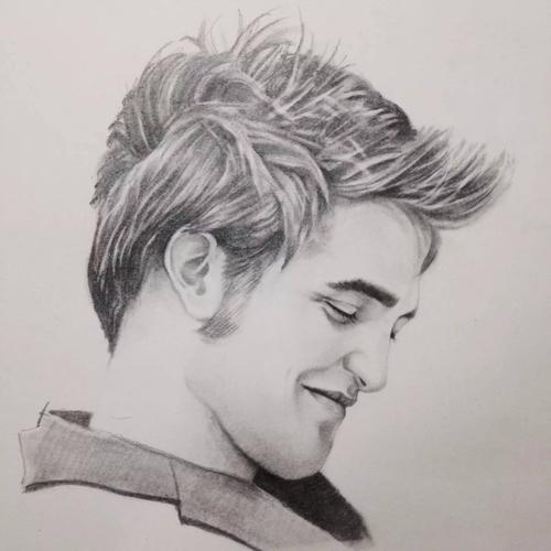素描男主叫什么
