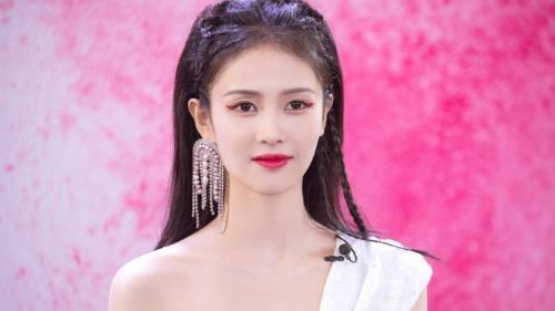 白鹿是怎么火起来的