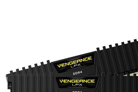 海盗船复仇者ddr4用的什么颗粒