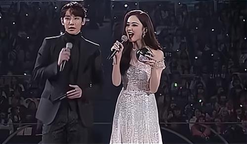 古力娜扎春晚唱的什么歌