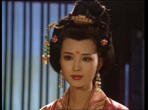 上官婉儿被誉为什么