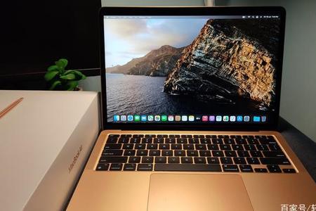 macbookair2022最大开合角度