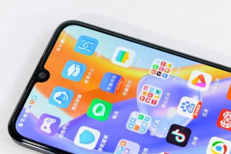 荣耀play5t pro信号好不好