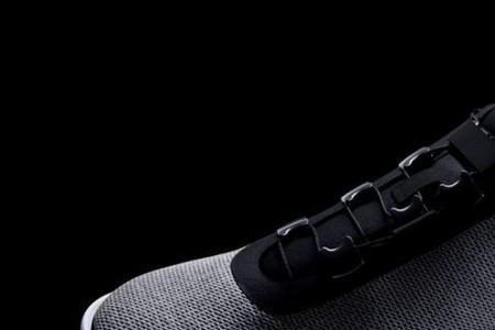 nike自动系鞋带充不了电