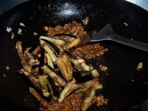 速冻茄子怎么做酱茄子