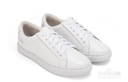 鞋子发黄怎么处理