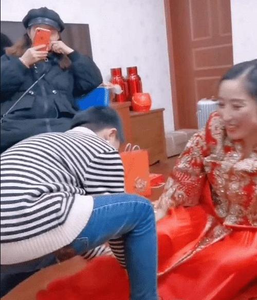 姑姑给侄子买鞋啥意思