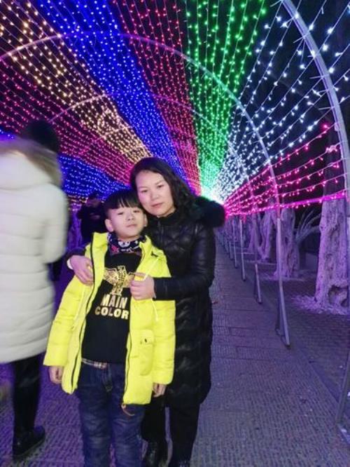 我应该叫我舅妈的表弟什么