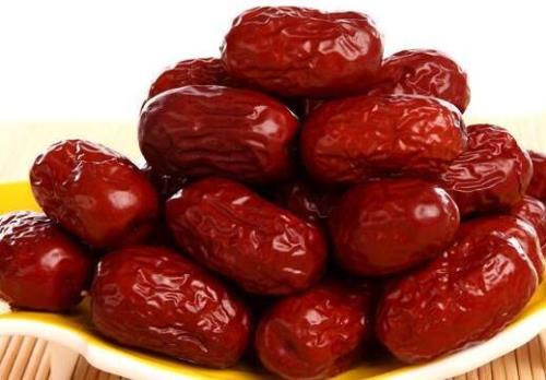 冬天吃红枣的好处