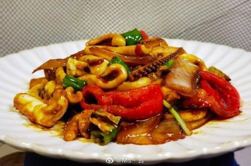 麻辣鱿鱼片的家常做法