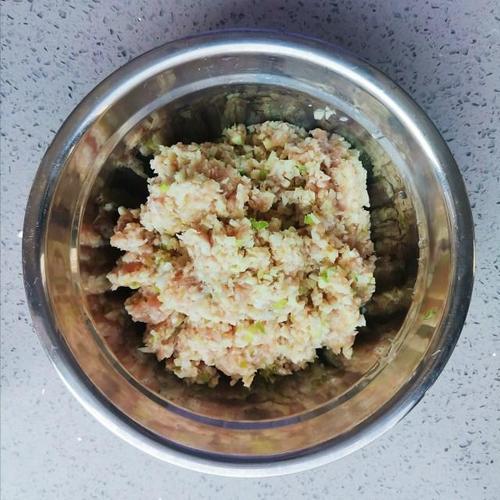 莲菜肉饺子馅怎么做