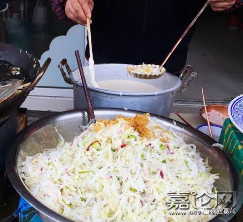 炸萝卜油热到几分熟