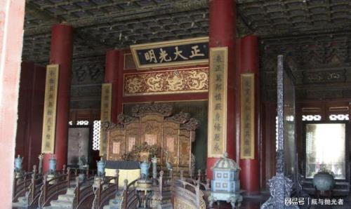 乾清宫是干什么的