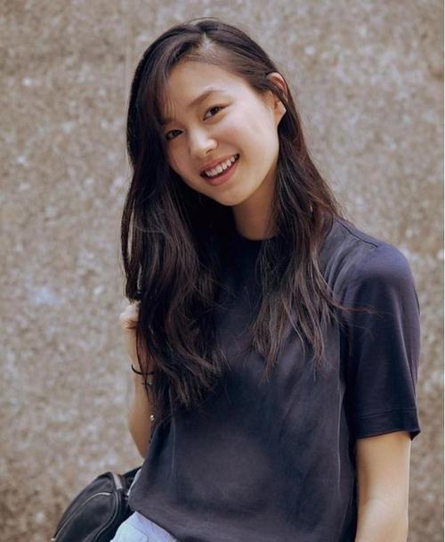 女主叫陈瑜的穿越小说