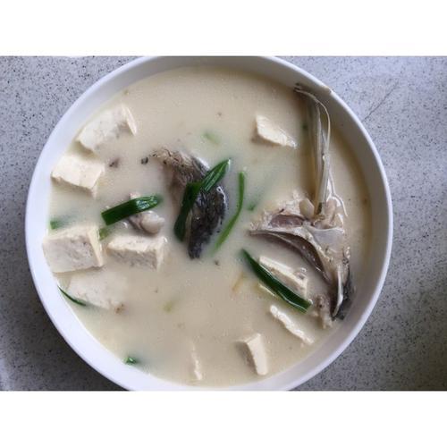 鱼头豆腐汤的家常做法