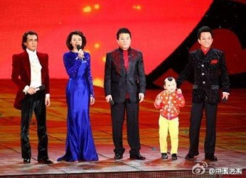 1999年春晚导演是谁