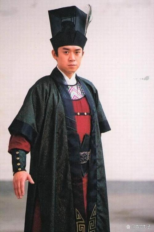 捕快怎么形容