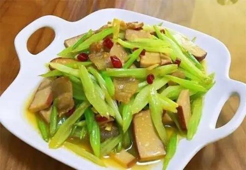 芹菜可以炒什么菜好吃