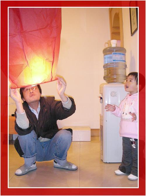 孔明灯怎么安装蜡块