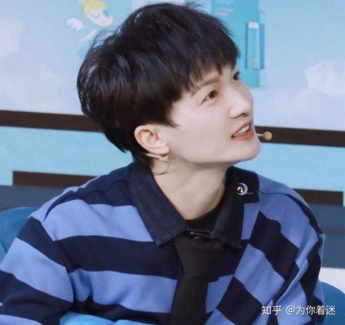 为什么周深没有喉结