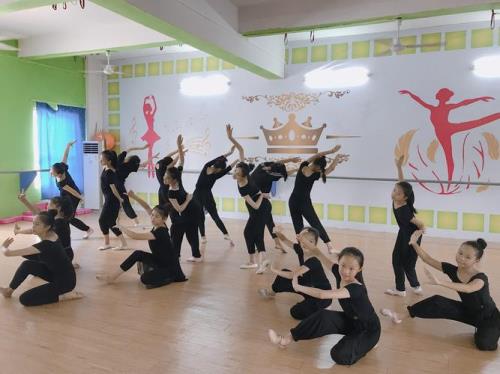 南京市少年宫和培训机构区别