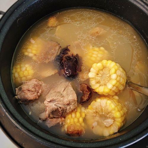 骨头玉米汤怎么做