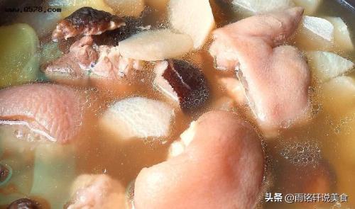 猪蹄汤的家常做法