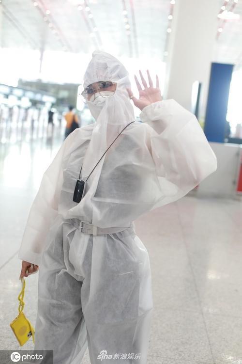 穿防护服机场怎么上厕所