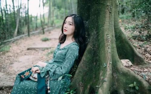 反复思忖啥意思