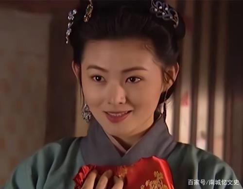 央视水浒中玉兰的扮演者是谁