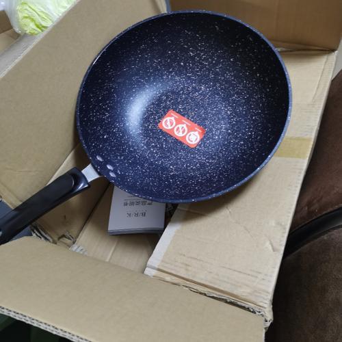 麦饭石锅好吗真的不粘锅么