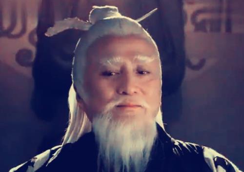 武林三圣的师傅是谁