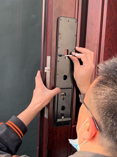 安装智能锁要录安装师傅指纹吗