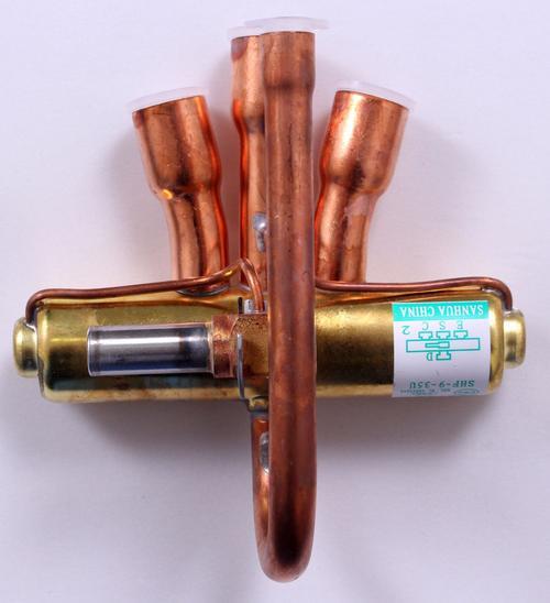 断电后空调四通阀会是什么状态