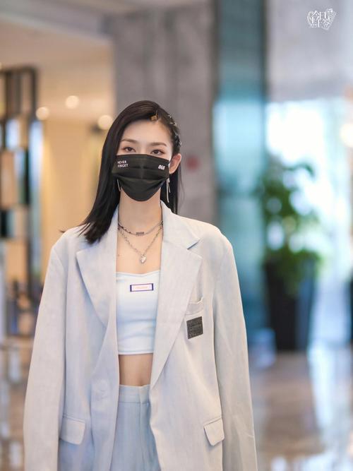 曾可妮多高