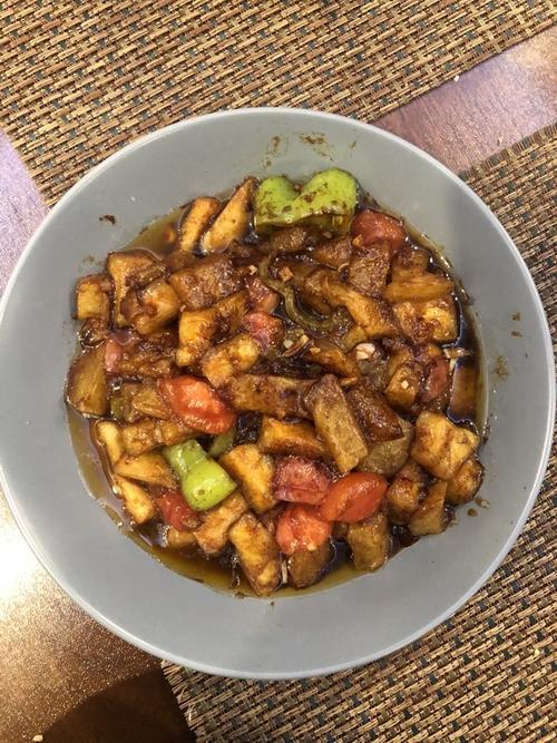 红烧牛肉茄子的做法