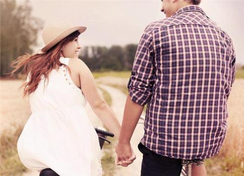 女性会主动求爱吗