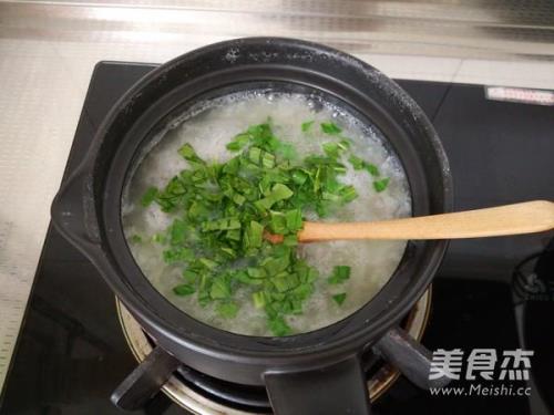 电砂锅煮蔬菜粥的做法