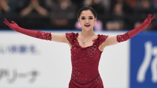 梅德韦杰娃他爹是哪位